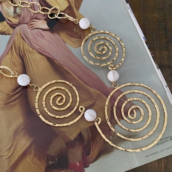 Vintage 70's Hammered Gold Spiral Chain Link Statement Necklace - Picture 3 of 6